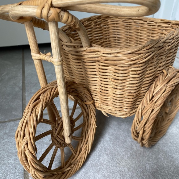 Wicker Bike Plant Holder - Picture 4 of 7
